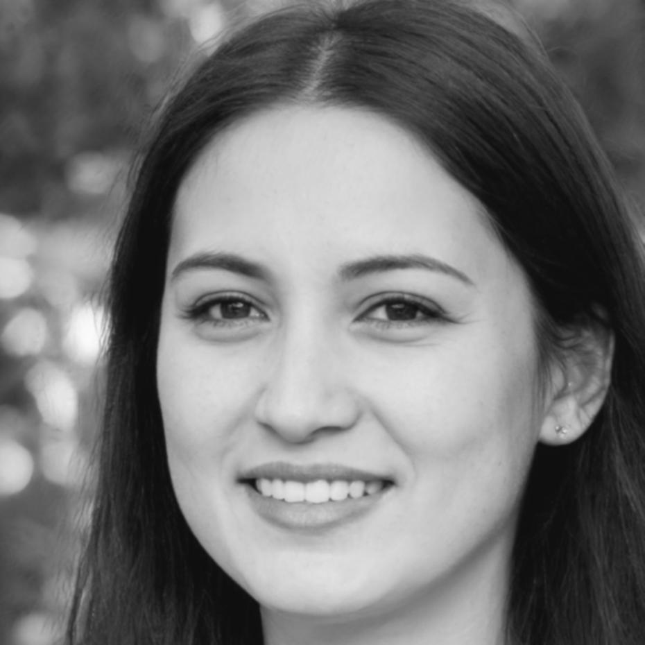 Instructor Olena Marchenko, skin fade and beard specialist